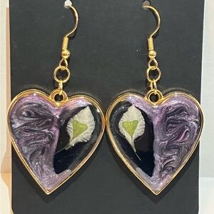 “Queen Garden Hearts” from the Amethyst Reyna collection